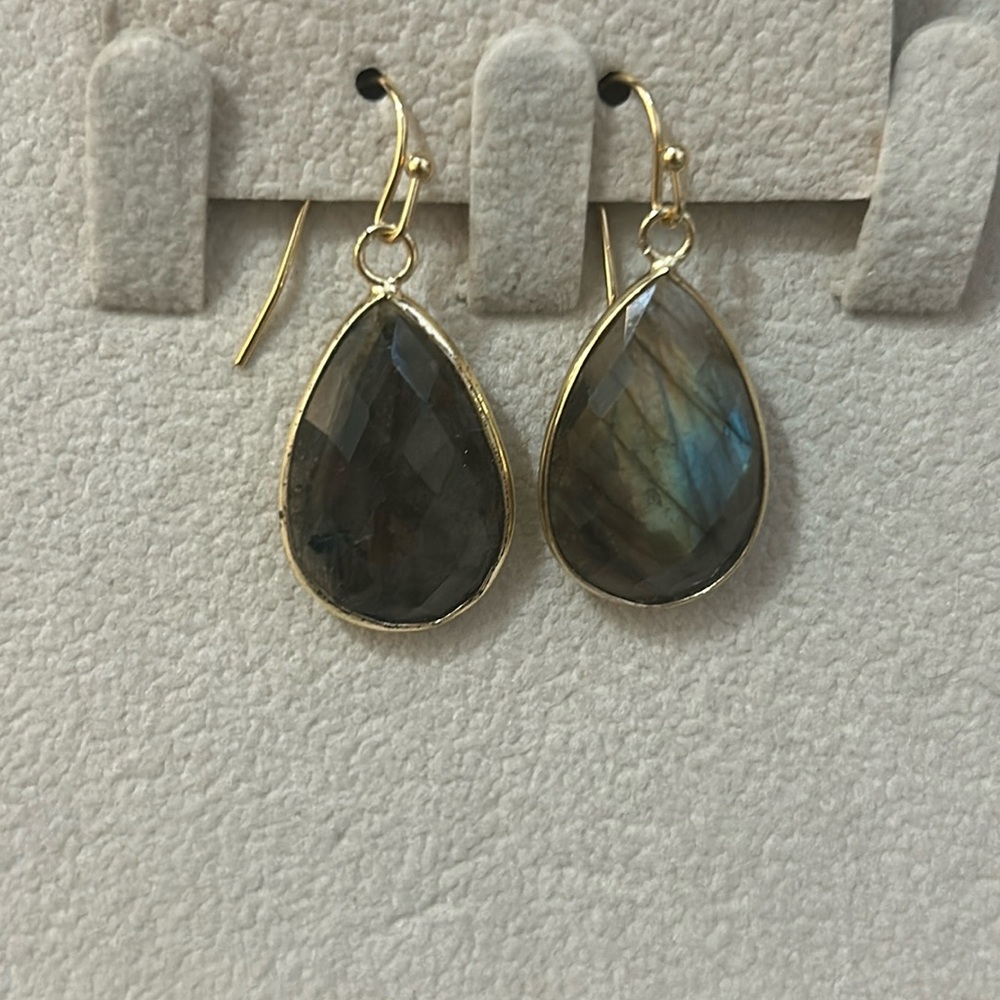 Labradorite (natural) gold earrings